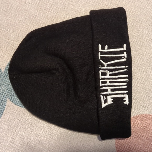 Blackmilk Sharkie beanie - Picture 2 of 3